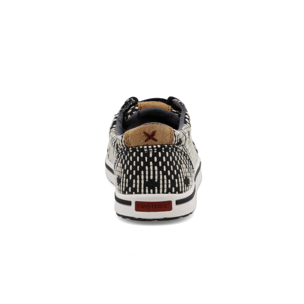 Kicks | YCA0008
