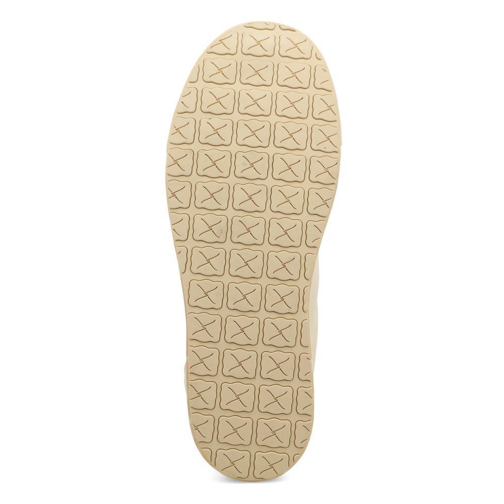 Kicks | WCA0085