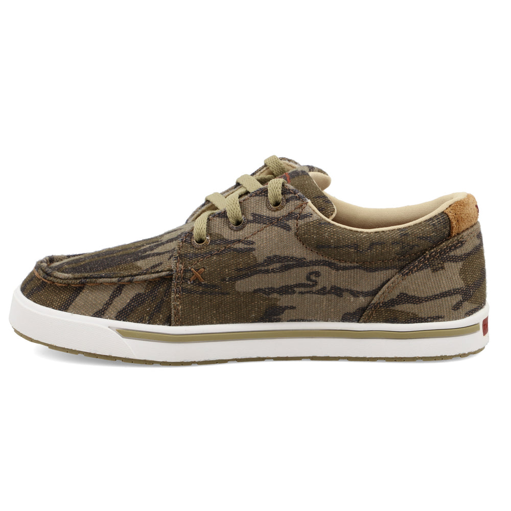 Kicks | YCA0009